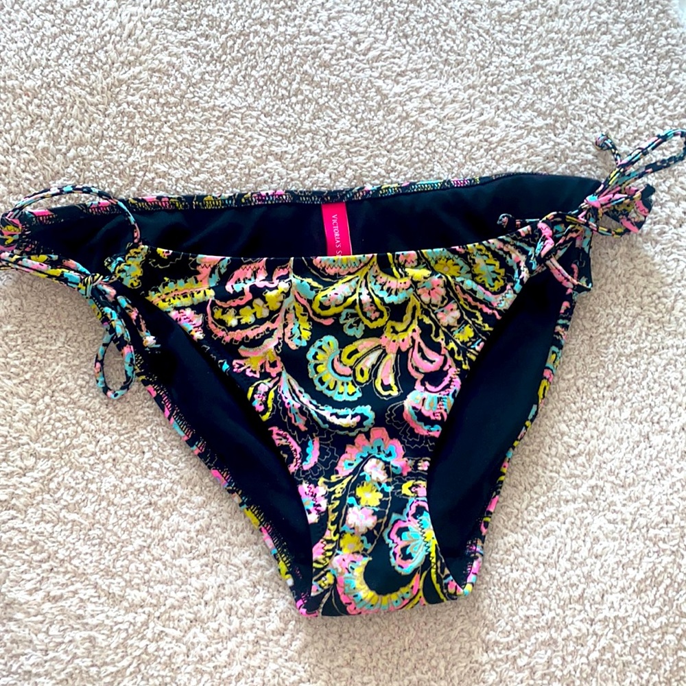 Victoria Secret bathing suit bottoms